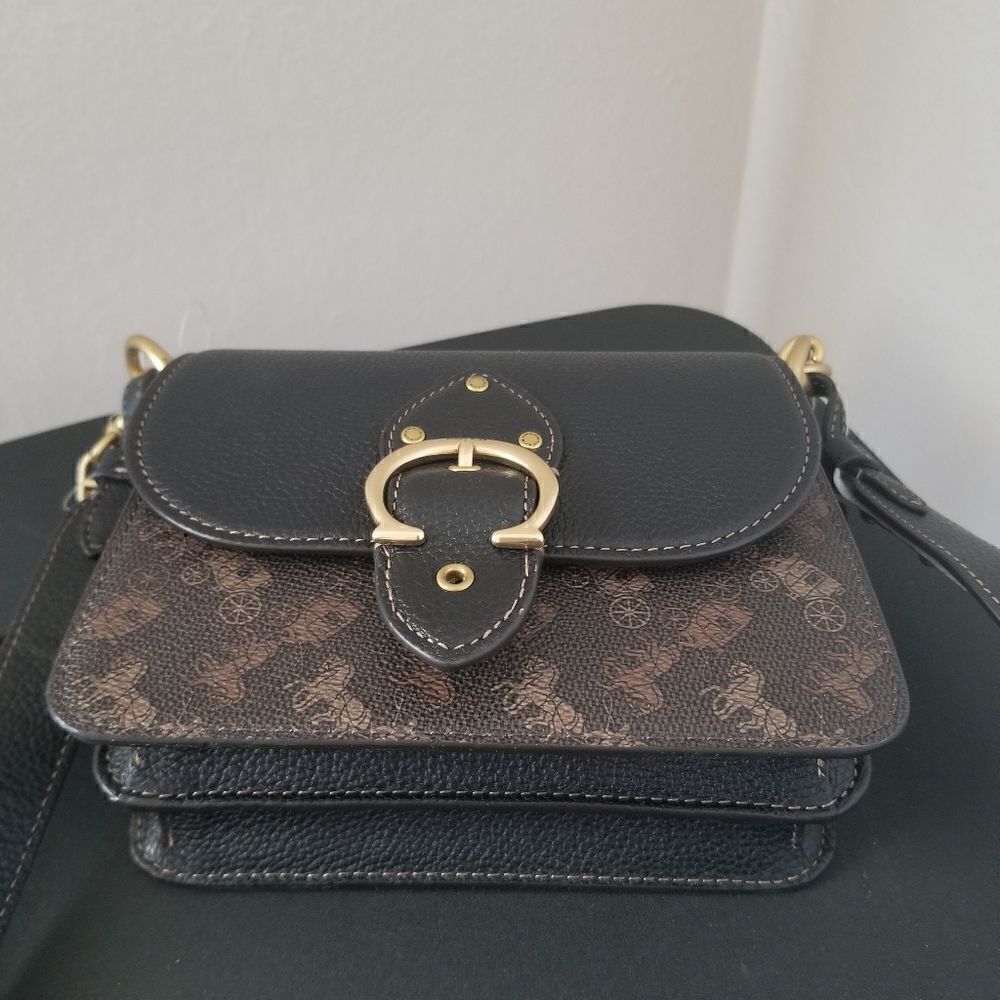 NWOT Coach Beat 18 Crossbody - Picture 4 of 11